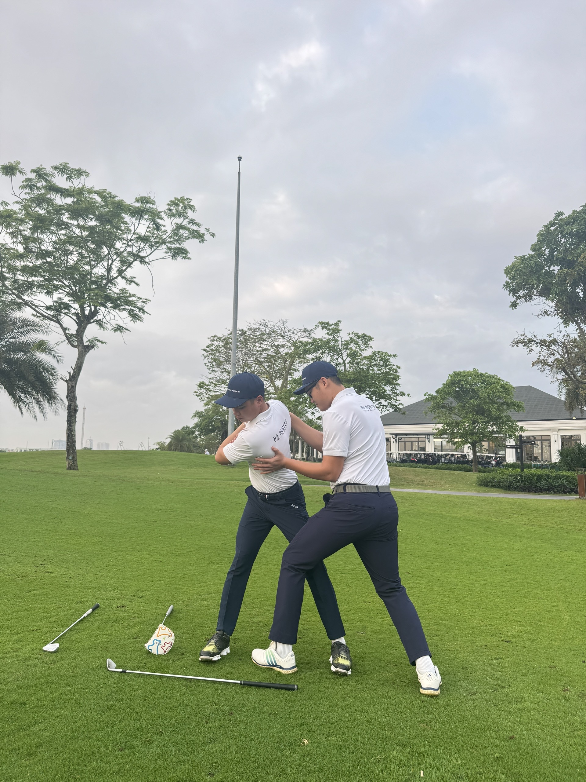 Học Viện Hà Nguyễn