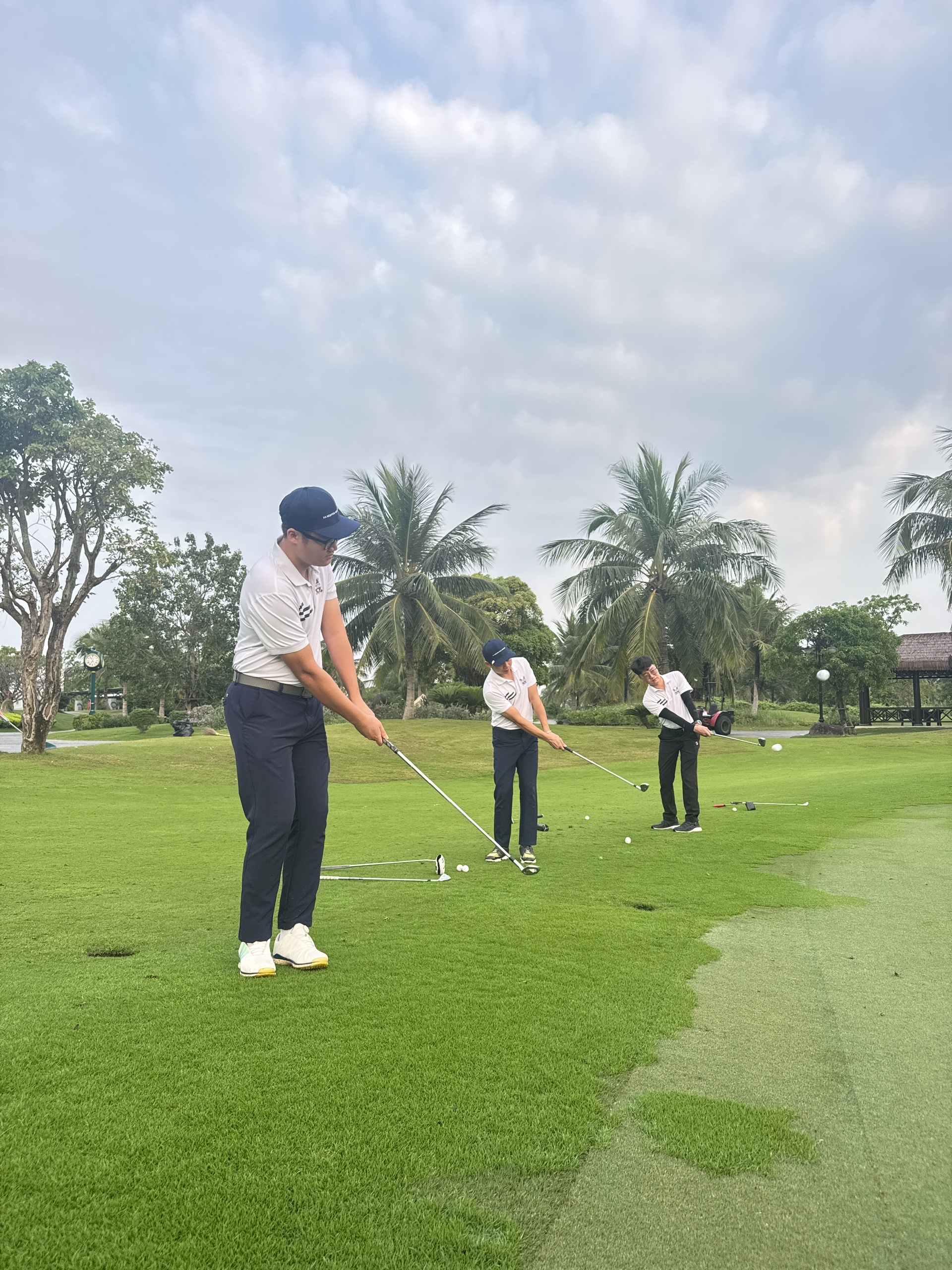 Học Viện Golf Hà Nội