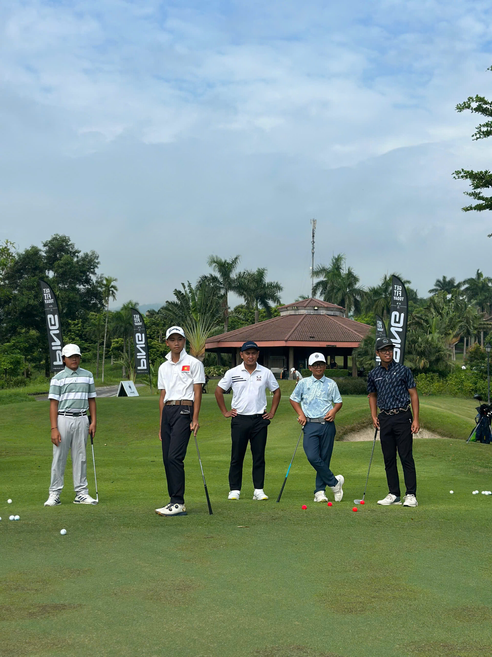 Huấn Luyện Viên Golf Tại Long Biên