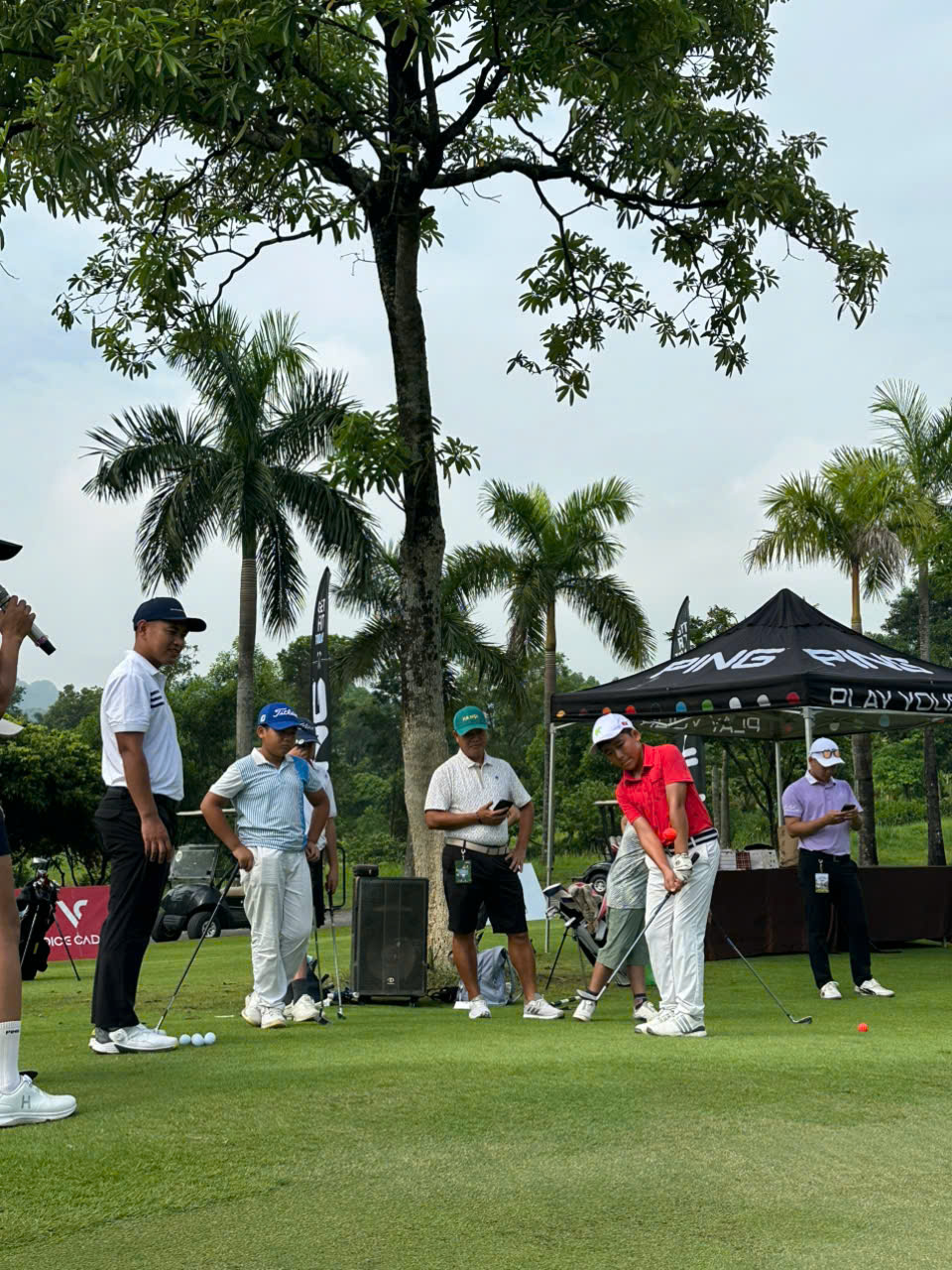 /huan-luyen-vien-golf-tai-my-dinh